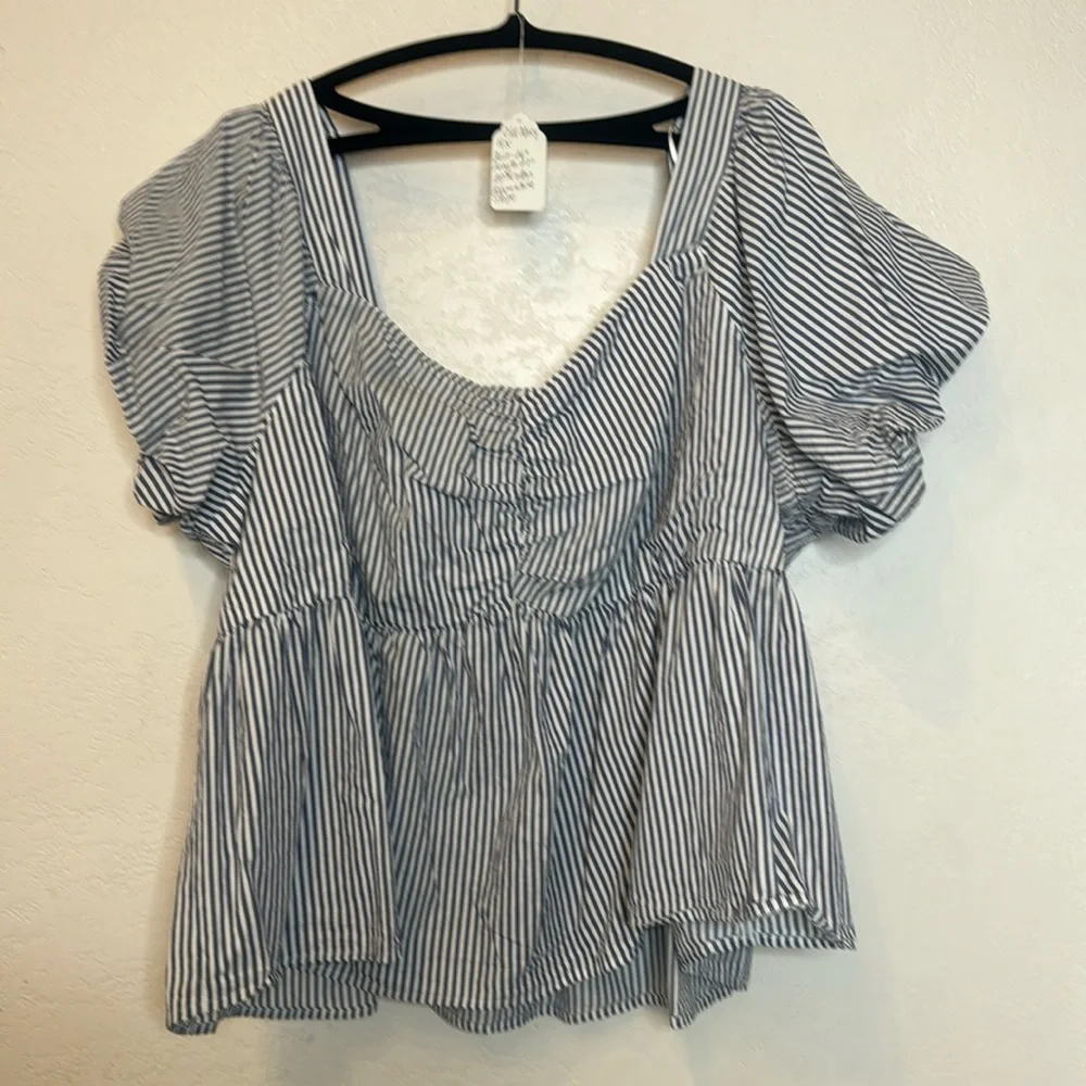 Old Navy Blue and White Striped Top with Puff Short Sleeves 4 X